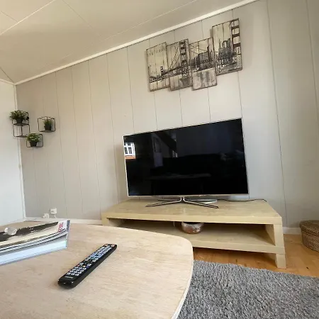 Διαμέρισμα Flat With 2br And Terrace Between Restaurants